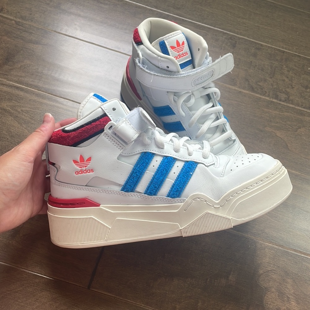Adidas Forum Bonega 2b Mid-Tops in Cloud White